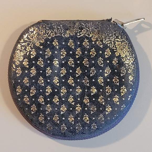 Vintage Navy Blue Leather Compact - Picture 3 of 9